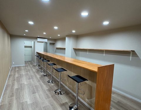 【レンコンソテーとHazyIPAのクラフトビールが合うんです】芦屋 おばんざい・カフェBAR向き店舗物件☆約１１坪！飲食店内装に新装改装済！駅２分！