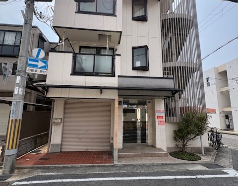 【クラフトビールも西区のお野菜もあるたこ焼き店】神戸 クレープ等テイクアウト店向き店舗物件！約４．５坪！物販店、ネイルサロンも相談可！